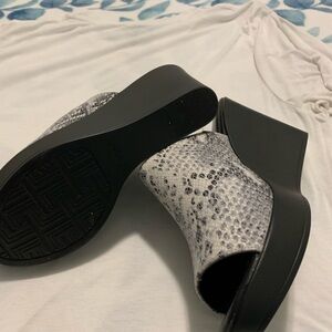 Tahari Black and White Snake Print Mules